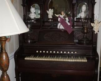 Pump Organ