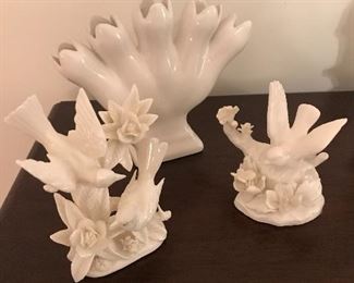 Vintage porcelain pieces