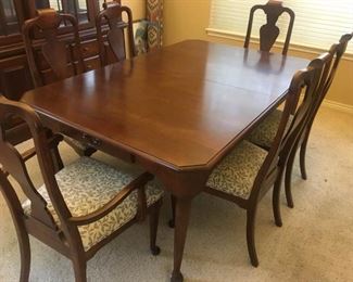 Dining table chairs