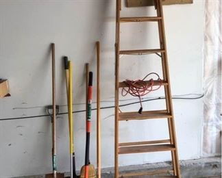 Ladder yard tools