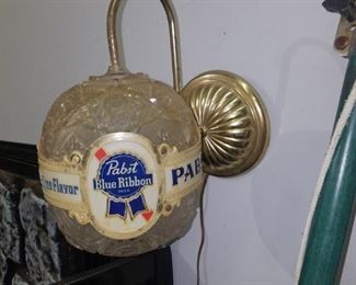 Pabst Blue Ribbon rotating light