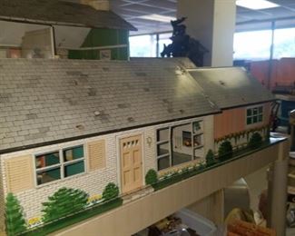 Marx doll house