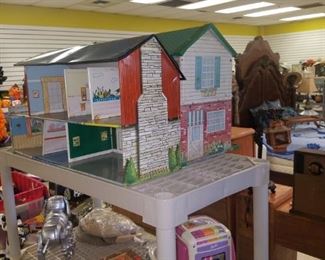 Marx doll house
