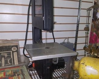 Band saw