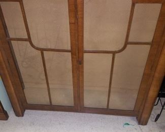 Display cabinet