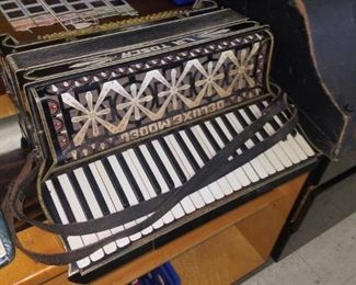 Accordian