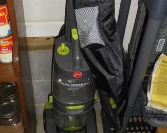 Hoover Dual Power Max carpet shampooer 