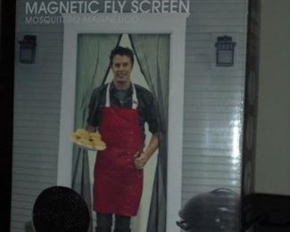 Magnetic fly screen