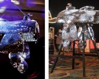 Mirrored Saddle