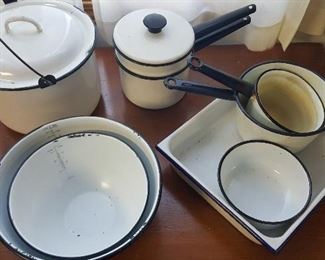 Granite/Enamel Pieces