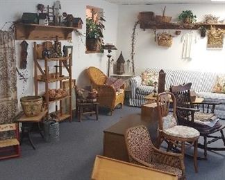 Lots of primitives and cute decorations.