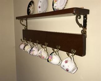 VINTAGE WALL MOUNTED HOME ORGANIZERS