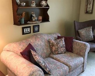 VINTAGE LOVESEAT