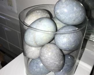 MARBLE EGGS