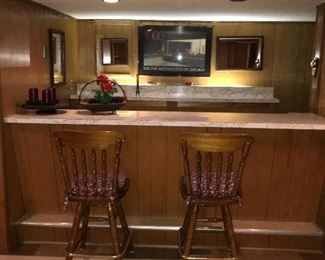 VINTAGE WINDSOR SWIVEL BAR STOOLS