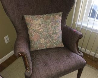 VINTAGE WINGBACK ARM CHAIR