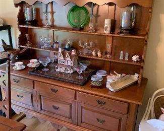 EARLY AMERICAN HASTINGS 2 PC. DISPLAY CUPBOARD