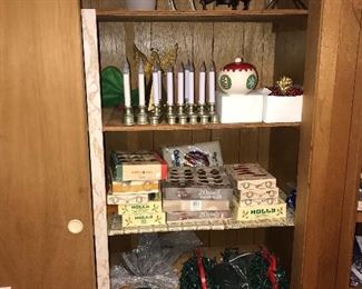 VINTAGE CHRISTMAS AND HOLIDAY DECORATIONS