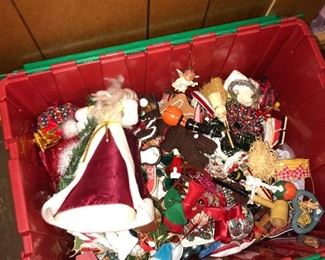 VINTAGE CHRISTMAS AND HOLIDAY DECORATIONS