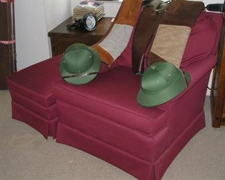 Armchair/Ottoman and Gun cases