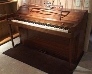 Piano in very nice condition