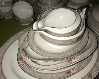 TIRSCHENREUTH CAMBRIDGE BAVARIA CHINA SET