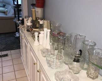 GLASS VASES 