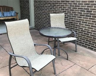 OUTDOOR 3 PIECE SET
