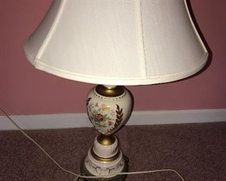 VINTAGE TABLE LAMP