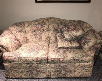 FLORAL LOVE-SEAT
68”L x 37”D x 31”H