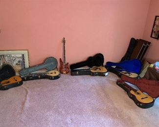 VINTAGE GUITARS 