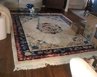 ORIENTAL WOOL RUG
BEAUTIFUL VIVID COLORS - RED / BLUE / CREAM / PINK
11’ x 8’