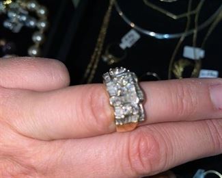 DIAMOND RING