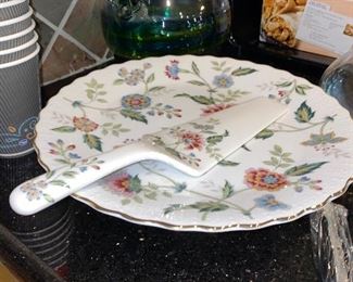 ANDREA BY SADEK CAKE DISH