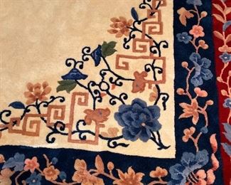 ORIENTAL WOOL RUG
BEAUTIFUL VIVID COLORS - RED / BLUE / CREAM / PINK
11’ x 8’