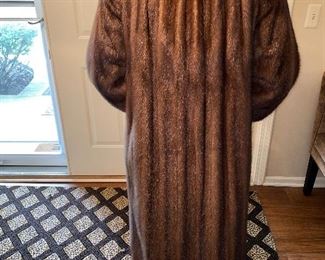 LONG MINK COAT SIZE SMALL