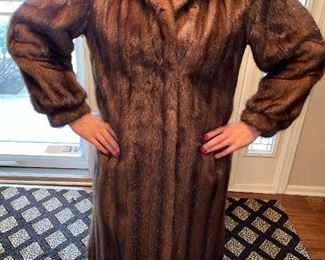LONG MINK COAT SIZE SMALL