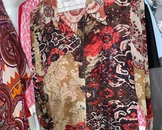 WOMENS CLOTHING