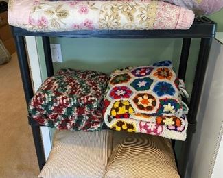 BEDDING AND LINENS