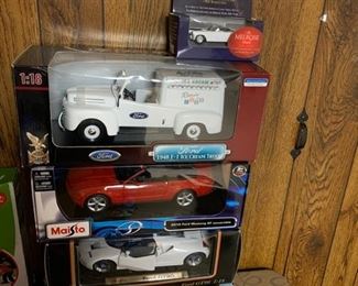 DIE CAST MODEL CARS