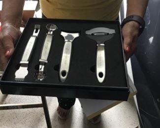 Wolfgang puck citrus set, new in box
