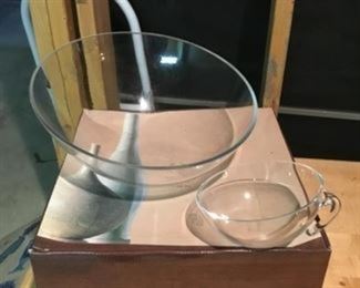Lenox chip and dip bowl - new in box