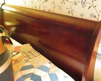 Sleigh Bed