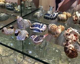 Royal Crown animals!! Rare and charming!