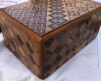 Puzzle box