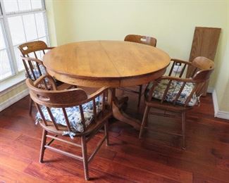 Oak table, chairs