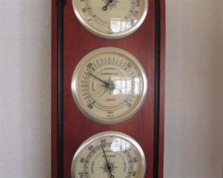 Wall-Mount Barometer 