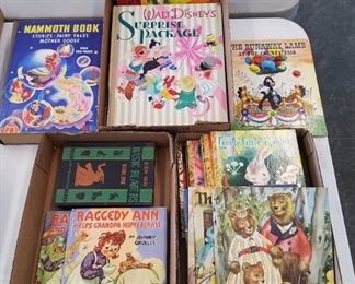 1930s Elson Gray school primers featuring Dick & Jane, two 1940s Raggedy Ann books, The Little Engine That Could, 7 Little Golden books, 1930s Saalfield Three Bears & others, Uncle Wiggly, and Peter Rabbit.
