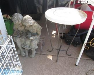 Yard Sculpture & Accent Table