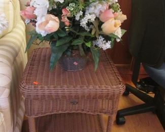 Accent Wicker Table + Floral Arrangement